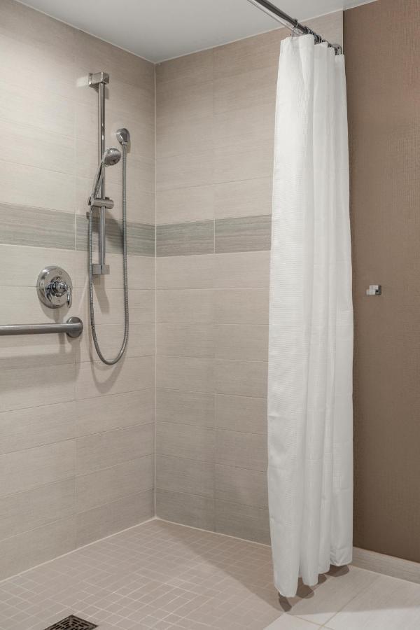 King Room,1552965073:JPEG